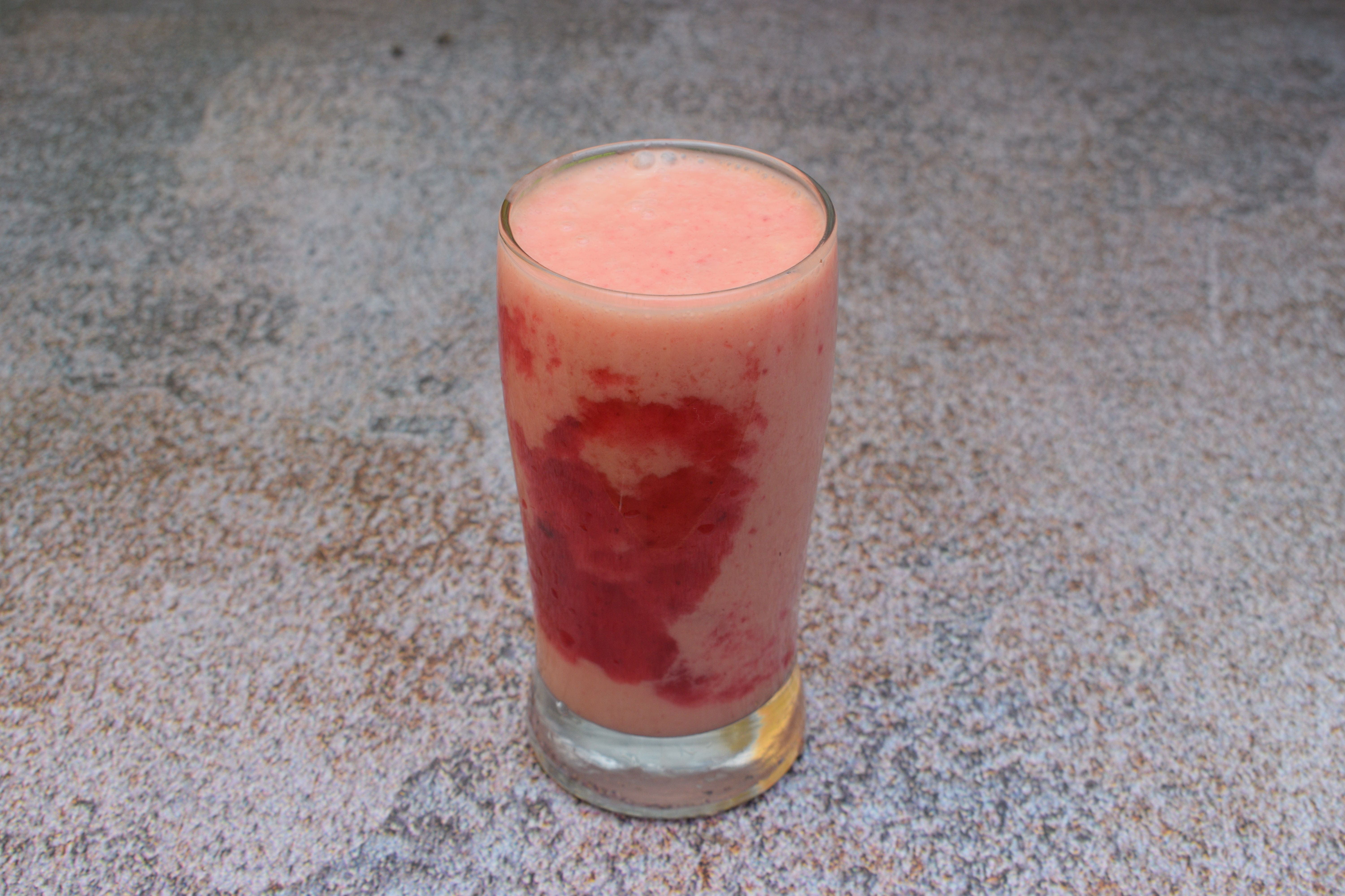 STRAWBERRY LASSI-min.jpg